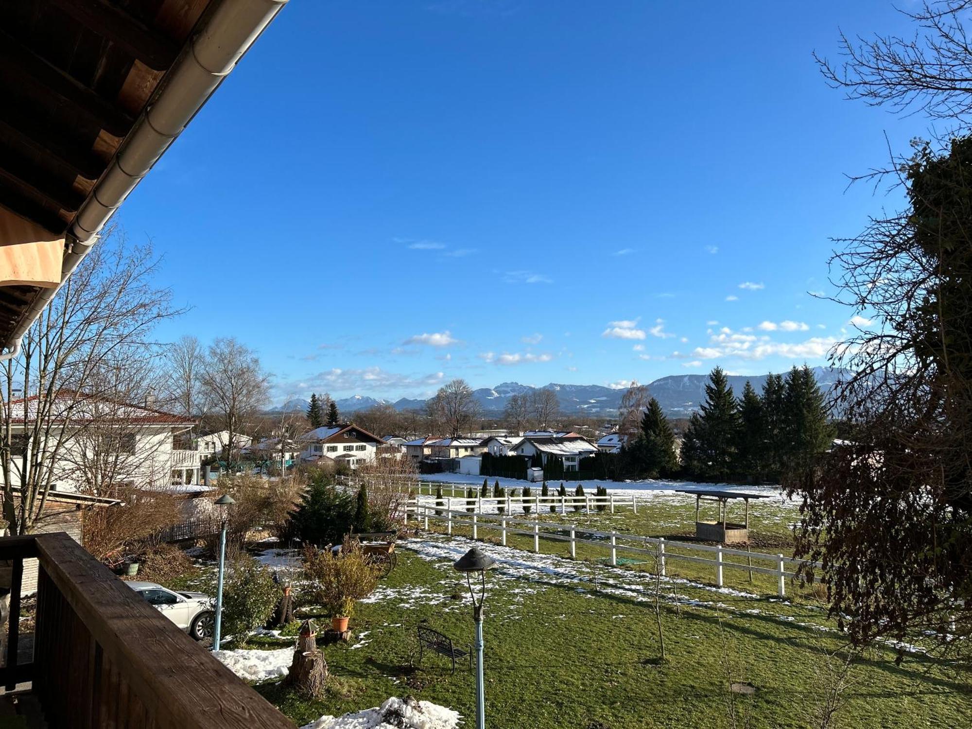 Loewenherz Homes Luxury Apartment - Stadt- Und Seenaehe - Fellnasenfreundlich - Lichtdurchflutet Stephanskirchen Esterno foto