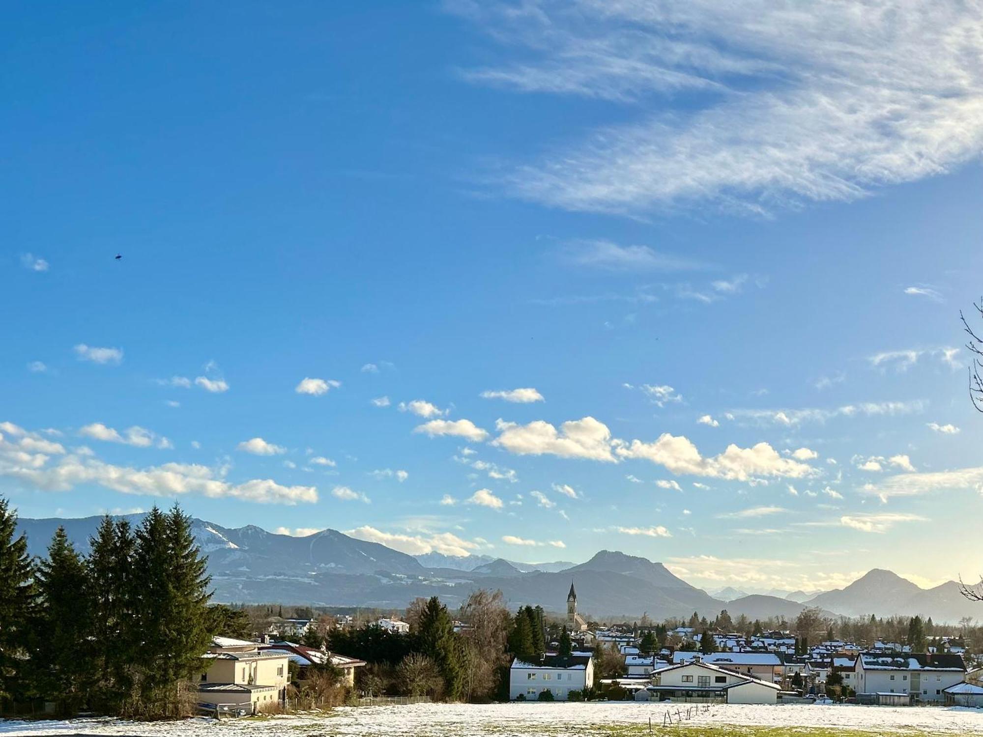 Loewenherz Homes Luxury Apartment - Stadt- Und Seenaehe - Fellnasenfreundlich - Lichtdurchflutet Stephanskirchen Esterno foto